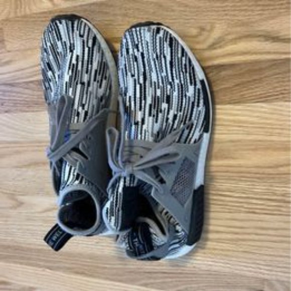 - RARE NMD BOOST size 9 1/2 male - Picture 2 of 3